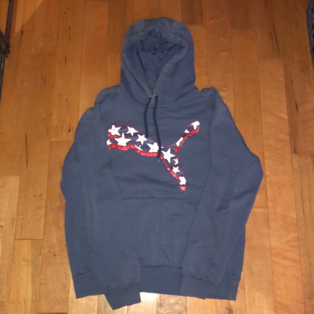 Selling Blue puma hoodie size M for men